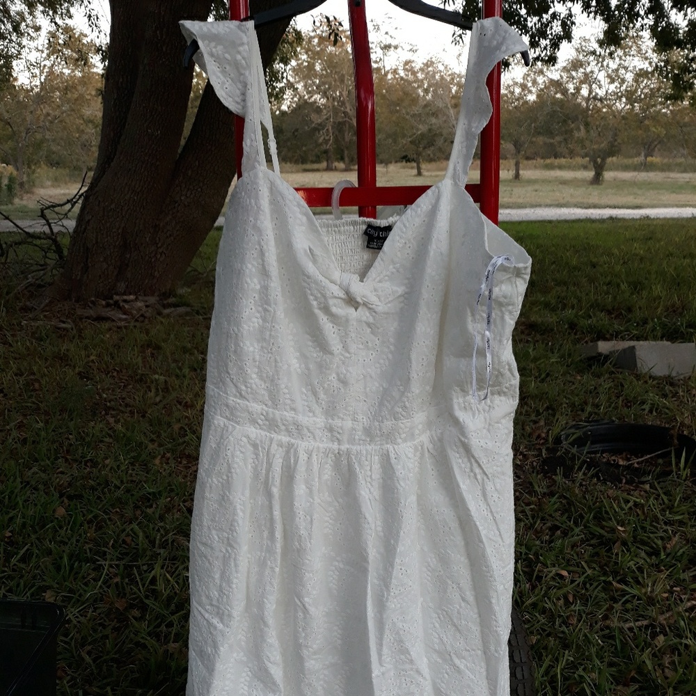 Keyhole dress XL =22 W